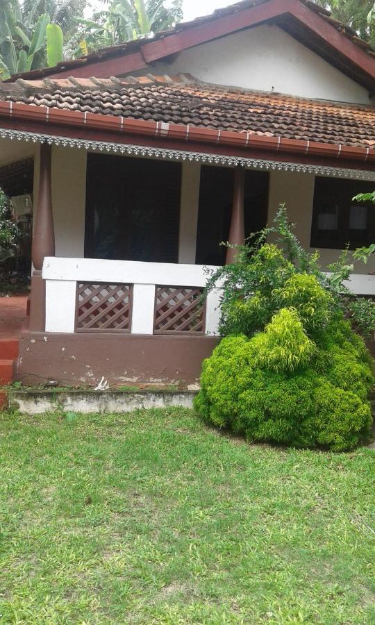 The Ocean Bed & Breakfast Unawatuna Exterior foto