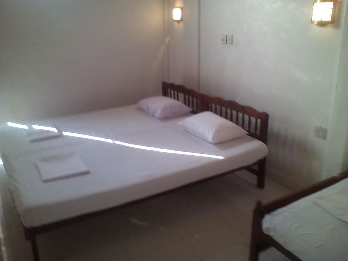 The Ocean Bed & Breakfast Unawatuna Exterior foto