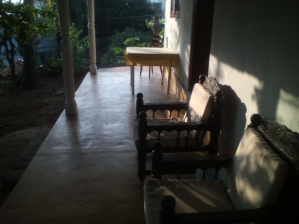 The Ocean Bed & Breakfast Unawatuna Exterior foto